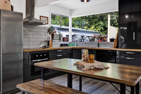 Photo of property in 1 Nikorima Street, Urenui, 4375