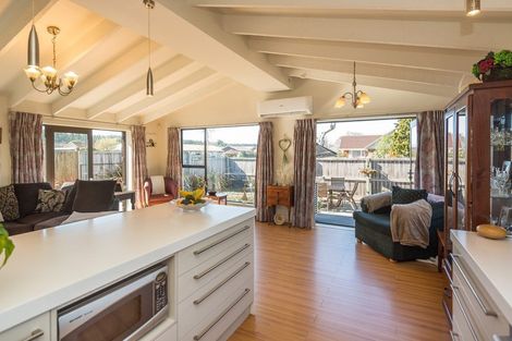 Photo of property in 247 Queenspark Drive, Parklands, Christchurch, 8083