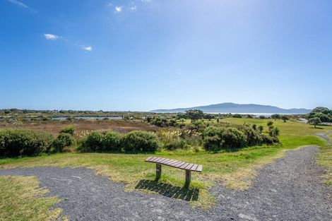 Photo of property in 130 Weggery Drive, Waikanae Beach, Waikanae, 5036