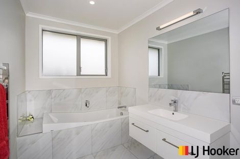 Photo of property in 19 Hillpark Drive, Pokeno, 2402