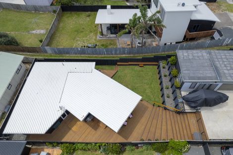 Photo of property in 1223 Papamoa Beach Road, Papamoa Beach, Papamoa, 3118