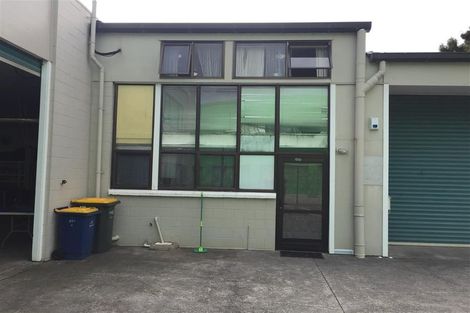 Photo of property in 2/251 Lincoln Road, Henderson, Auckland, 0610