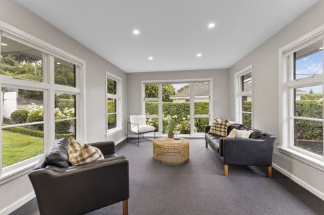 Photo of property in 19 Centaurus Road, Cashmere, Christchurch, 8022