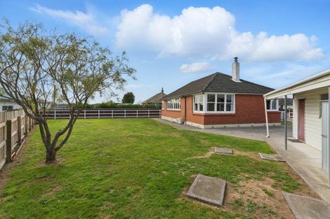 Photo of property in 11 Ward Street, Bulls, 4818