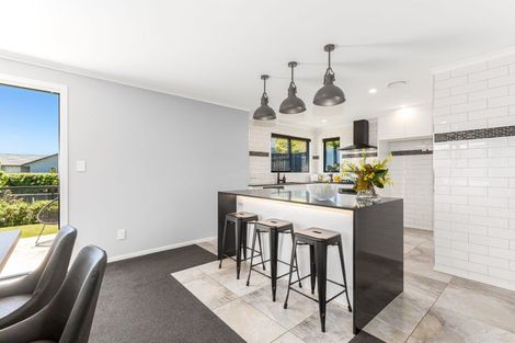 Photo of property in 163 Navigation Drive, Whitby, Porirua, 5024