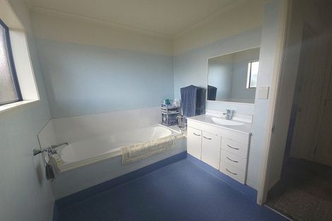 Photo of property in 24 Riverview Place, Waipu, 0582