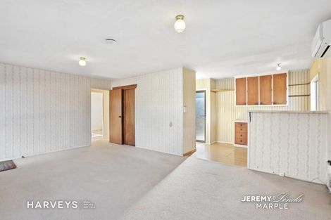 Photo of property in 2 Styca Place, Sunnyvale, Auckland, 0612