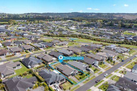 Photo of property in 12 Turpin Road, Riverhead, 0820