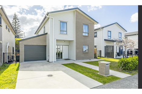 Photo of property in 22 Taiaapure Street, Weymouth, Auckland, 2103