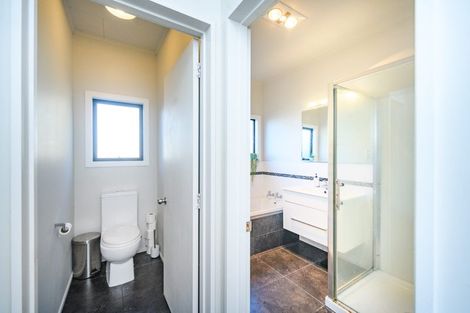 Photo of property in 6 Willowstream Grove, Cloverlea, Palmerston North, 4412