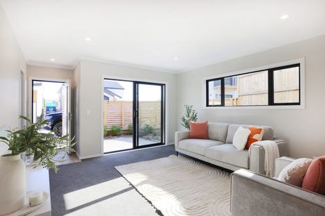 Photo of property in 8/1 Helvetia Grove, Naenae, Lower Hutt, 5011