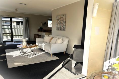 Photo of property in 15 Wild Street, Feilding, 4702