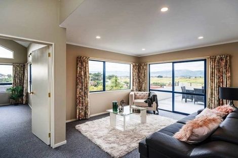 Photo of property in 55a Golf Road, Paraparaumu Beach, Paraparaumu, 5032