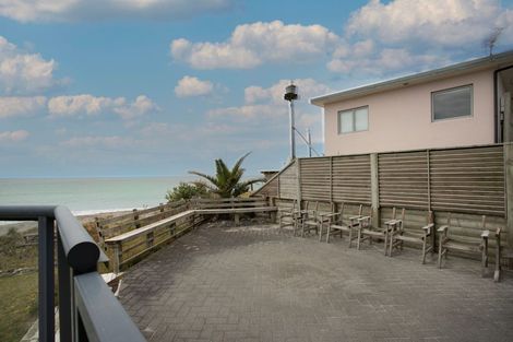 Photo of property in 231 Pukehina Parade, Pukehina, 3189