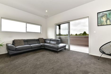 Photo of property in 76 Solan Drive, Waimauku, 0812