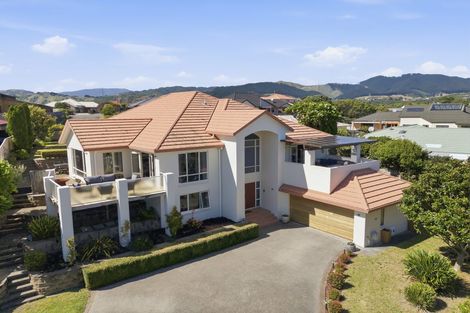 Photo of property in 127 Milne Drive, Paraparaumu, 5032