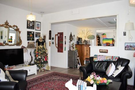 Photo of property in 19 Bell Street, Otaki, 5512