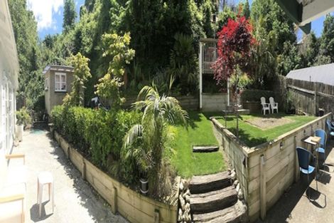 Photo of property in 35 Shakespeare Road, Bluff Hill, Napier, 4110