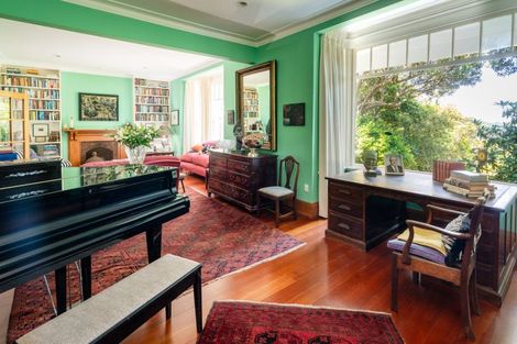 Photo of property in 42 Central Terrace, Kelburn, Wellington, 6012