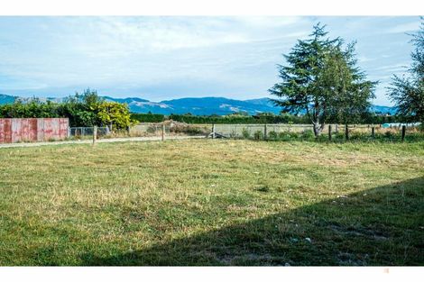 Photo of property in 72 Timaru Road, Waimate, 7924