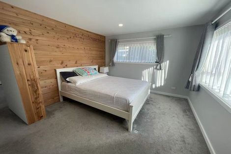 Photo of property in 17 Glendhu Road, Bayview, Auckland, 0629