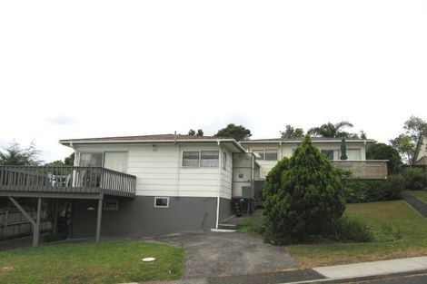 Photo of property in 2/9 Jacaranda Avenue, Beach Haven, Auckland, 0626