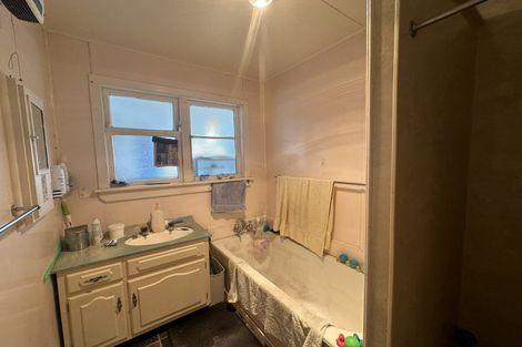 Photo of property in 22 Conway Road, Eltham, 4322