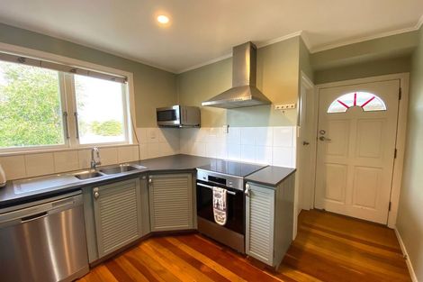 Photo of property in 12 Whittle Place, New Windsor, Auckland, 0600