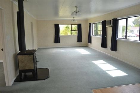 Photo of property in 3 Douglas Square, Rongotea, 4476