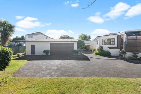 Photo of property in 12 Pataka Road, Taupo, 3330