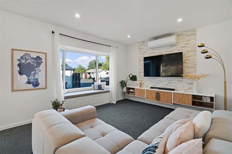 Photo of property in 10 Factory Road, Belfast, Christchurch, 8051