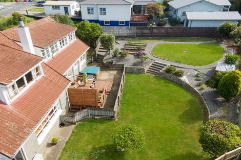 Photo of property in 61 Ranui Terrace, Tawa, Wellington, 5028