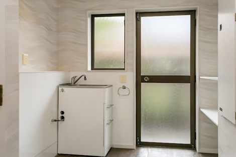 Photo of property in 20 Kurupae Road, Hilltop, Taupo, 3330