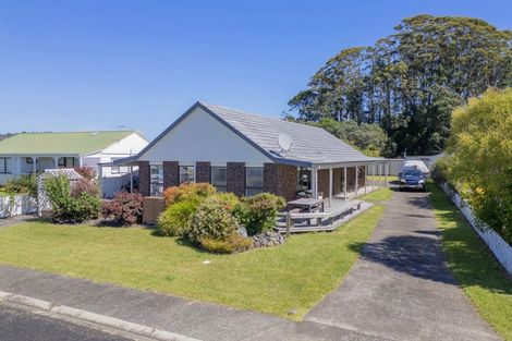 Photo of property in 66 Catherine Crescent, Whitianga, 3510