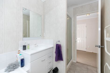 Photo of property in 14 Pointon Glade, Grandview Heights, Hamilton, 3200