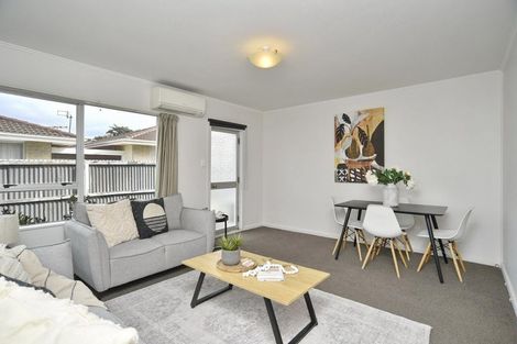Photo of property in 2/10 Lane Street, Woolston, Christchurch, 8023