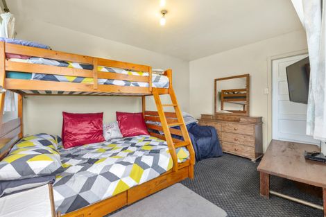 Photo of property in 8a Primrose Street, Raglan, 3225