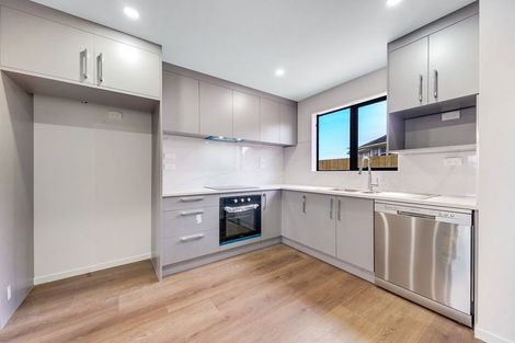 Photo of property in 11 Healy Road, Manurewa, Auckland, 2102