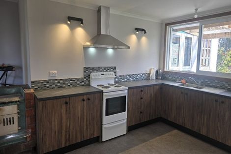 Photo of property in 678 Abel Tasman Drive, Clifton, Takaka, 7183