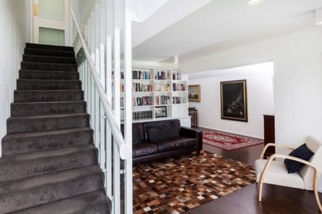 Photo of property in 94b Aikmans Road, Merivale, Christchurch, 8014