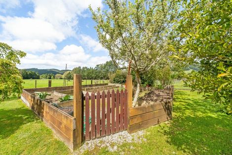 Photo of property in 43 Tvl Road, Blue Mountains, Upper Hutt, 5371