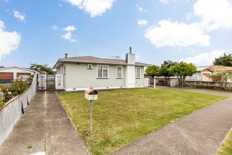 Photo of property in 2 Merton Crescent, Pirimai, Napier, 4112