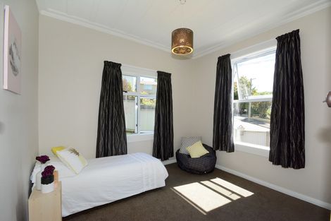 Photo of property in 42 Glen Road, Mornington, Dunedin, 9011