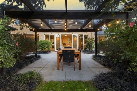 Photo of property in 14 Roderick Alleyn Lane, Papanui, Christchurch, 8052