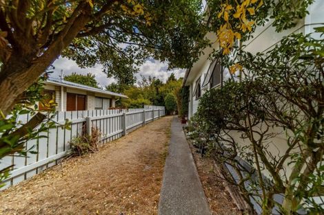 Photo of property in 18 Leeton Drive, Waipukurau, 4200