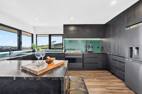 Photo of property in 511 Kiwitahi Road, Helensville, 0875
