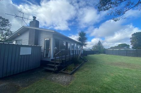 Photo of property in 64 Addington Avenue, Manurewa, Auckland, 2102