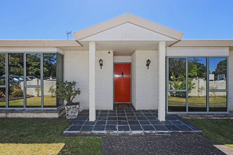 Photo of property in 219 Mcleod Street, Camberley, Hastings, 4120