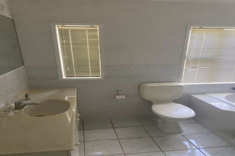 Photo of property in 68 Bramley Drive, Farm Cove, Auckland, 2012