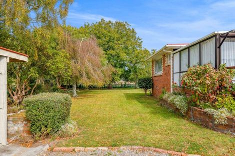 Photo of property in 1 Graham Street, Eltham, 4322